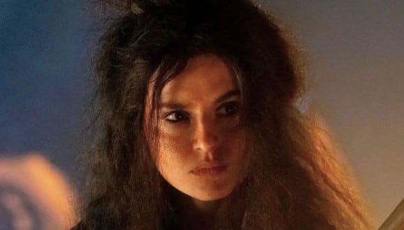 Ivana Lotito como Ciccilla en una escena de la serie italiana "Los bandidos del oro" (Foto: Netflix)