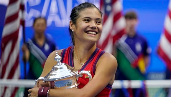 Emma Raducanu ganó el US Open frente a Leylah Fernandez. (Foto: AP)