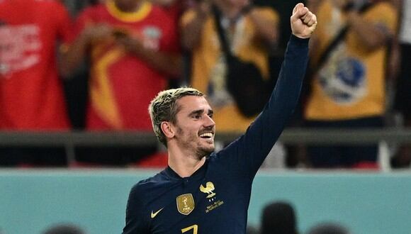 France's forward #07 Antoine Griezmann celebrates scoring a goal which was later disallowed after a VAR review during the Qatar 2022 World Cup Group D football match between Tunisia and France at the Education City Stadium in Al-Rayyan, west of Doha on November 30, 2022. (Photo by Miguel MEDINA / AFP)