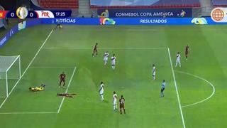 Increíble, pero cierto: Córdova se falla un gol clarísimo en el Perú vs. Venezuela [VIDEO]