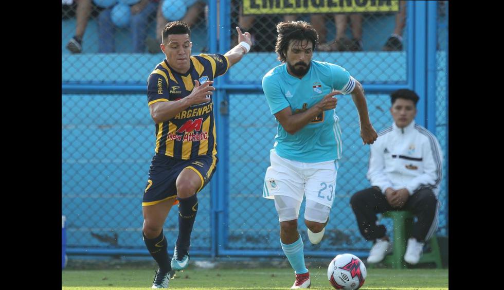 Koffi Dakoi, volante de San Martín