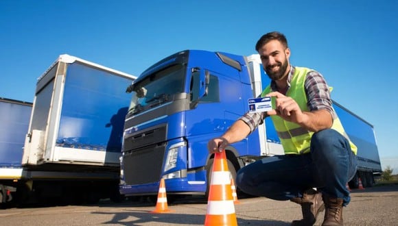 Los camioneros necesitan la licencia para conducir vehículos comerciales (Foto: Shutterstock)