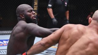 ¡Una mano cambió todo! Jairzinho Rozenstruik derrotó a Junior Dos Santos por nocaut técnico en el UFC 252 [VIDEO]