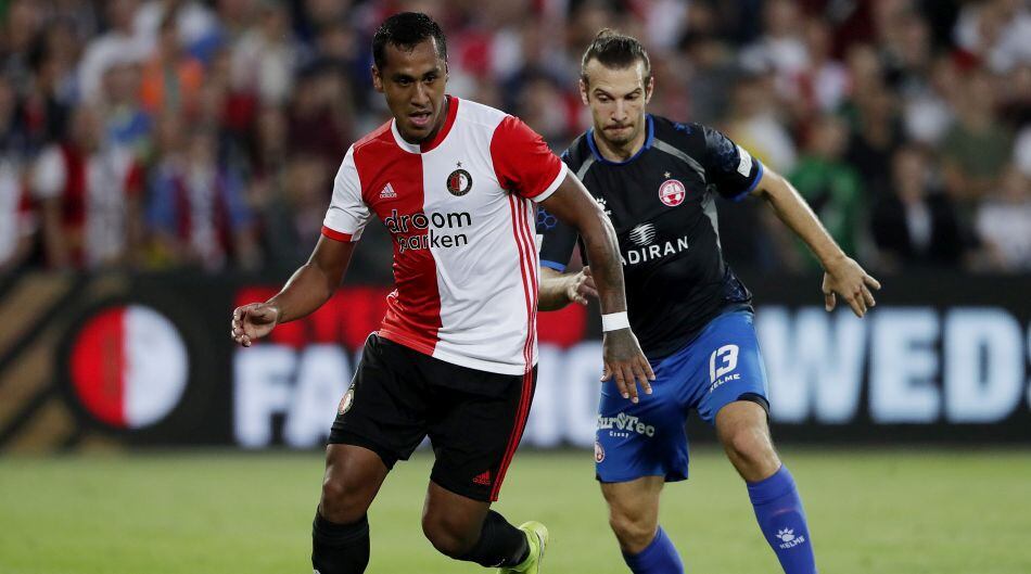 Renato Tapia es jugador del Feyenoord desde la temporada 2015/2016. (Agencias)