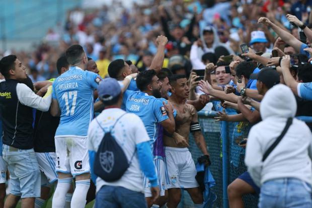 Yotún y el gol agónico de Sporting Cristal ante Municipal por el Torneo Clausura. (Foto: César Bueno/GEC)