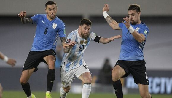 Lionel Messi anotó el 1-0 de Argentina vs. Uruguay por Eliminatorias rumbo a Qatar 2022. (Foto: AFP)