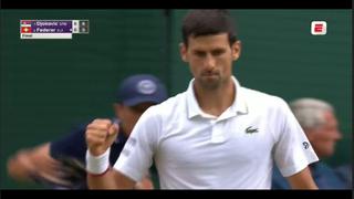 ¡Tremenda final! Novak Djokovic ganó el primer set en el 'tie break' gracias al error de Roger Federer [VIDEO]