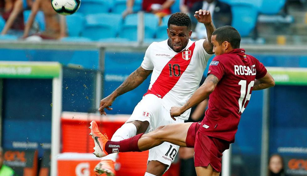 Perú vs. Venezuela en el Arena Do Gremio por la Copa América. (Foto: EFE)
