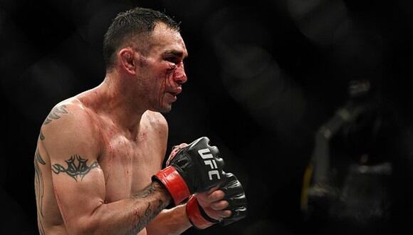 Tony Ferguson estará inactivo mínimo 60 días tras sufrir rotura del hueso orbital en el UFC 249. (Getty Images)