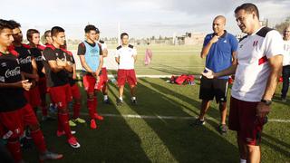 Selección Peruana sub 15 recibió visita del campeón Mundial David Trezeguet [FOTOS]
