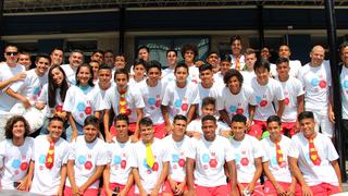 Selección Peruana Sub 17 llevó alegría a los niños del Hospital Almenara