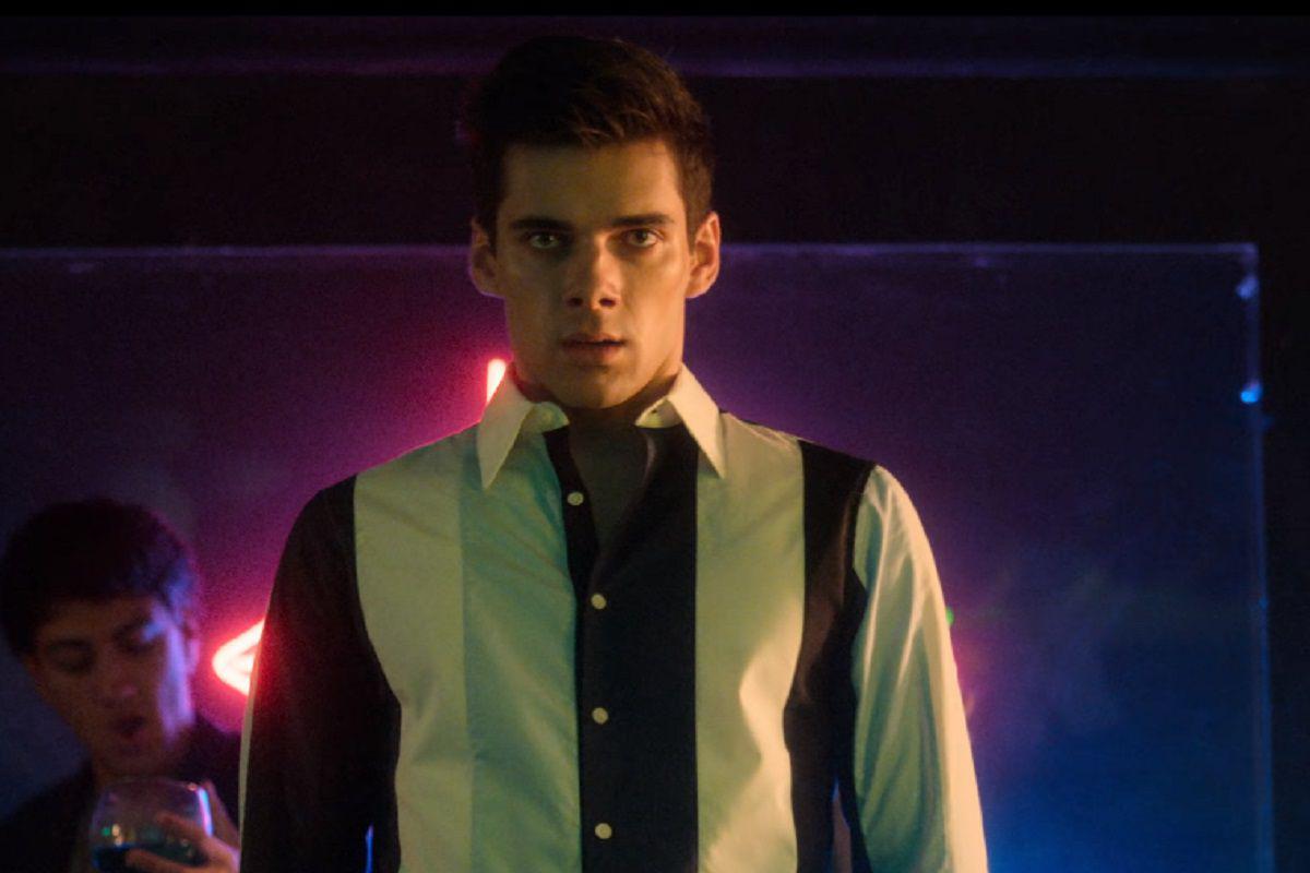 Polo (Álvaro Rico), momentos antes de morir. Foto: Netflix.