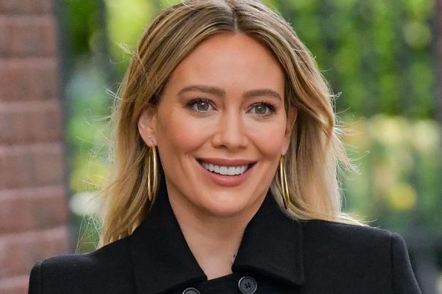 Hilary Duff como Sophie en la serie "How I Met Your Father" (Foto: Hulu)