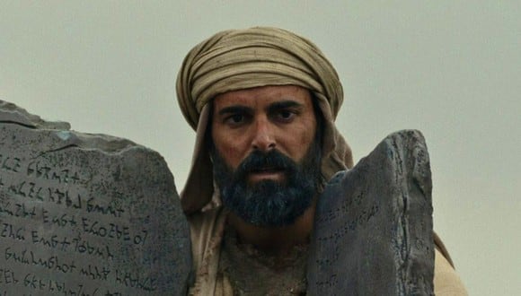 Avi Azulay como Moisés en el docudrama “Testament: The Story of Moses” (Foto: Netflix)