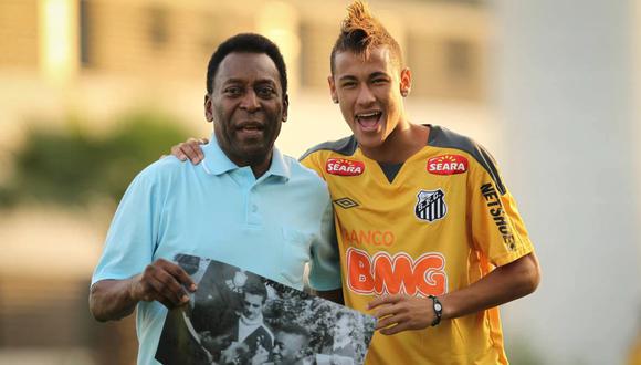 Neymar le dejó un sentido homenaje a Pelé tras su fallecimiento. (Foto: Santos)