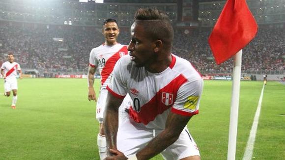 La celebración de Jefferson Farfán tras anotarle el 1-0 de Perú sobre Paraguay. (Video: ATV)
