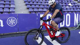 La loca promesa que cumple Ronaldo tras el ascenso de ‘su’ Valladolid: 120 kilómetros en bicicleta