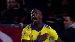 “Yo, yo, yo”: Advíncula aparece de ‘9′ y marca el 1-0 de Boca vs Estudiantes [VIDEO]