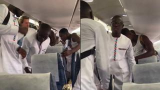¿Por qué el vuelo de la selección de Gambia aterrizó de emergencia y cuáles fueron las causas?