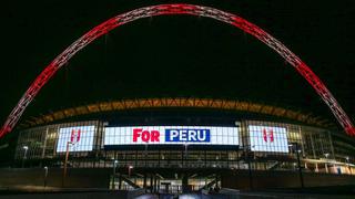 Escudo de la Selección Peruana se lució en aniversario del mítico estadio de Wembley