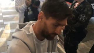 El Dios más terrenal: el notable gesto de Messi con hinchas de Argentina en Moscú [VIDEO]