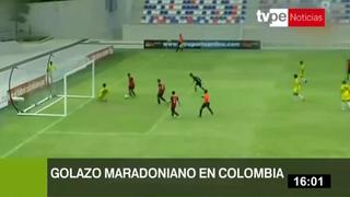 Futbolista colombiano anota un gol 'maradoniano'