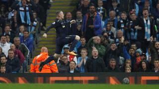 Con 'huacha' a Ederson: así le marcó Rooney al Manchester City de Pep Guardiola [VIDEO]