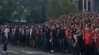 A todo pulmón: el impresionante aliento de los hinchas de Bayern Munich cerca del Bernabéu [VIDEO]