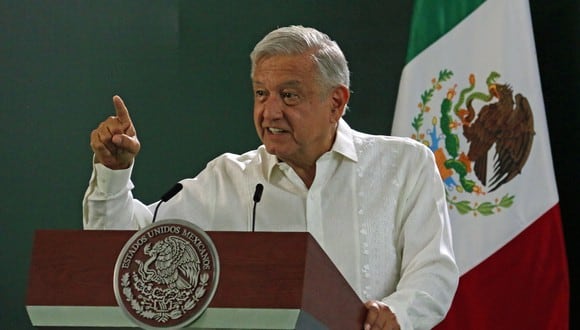 El presidente de México, Andrés Manuel López Obrador, durante una rueda de prensa matutina, hoy en la Ciudad Villa Hermosa, estado de Tabasco (México). (Foto: EFE/Manuel López)