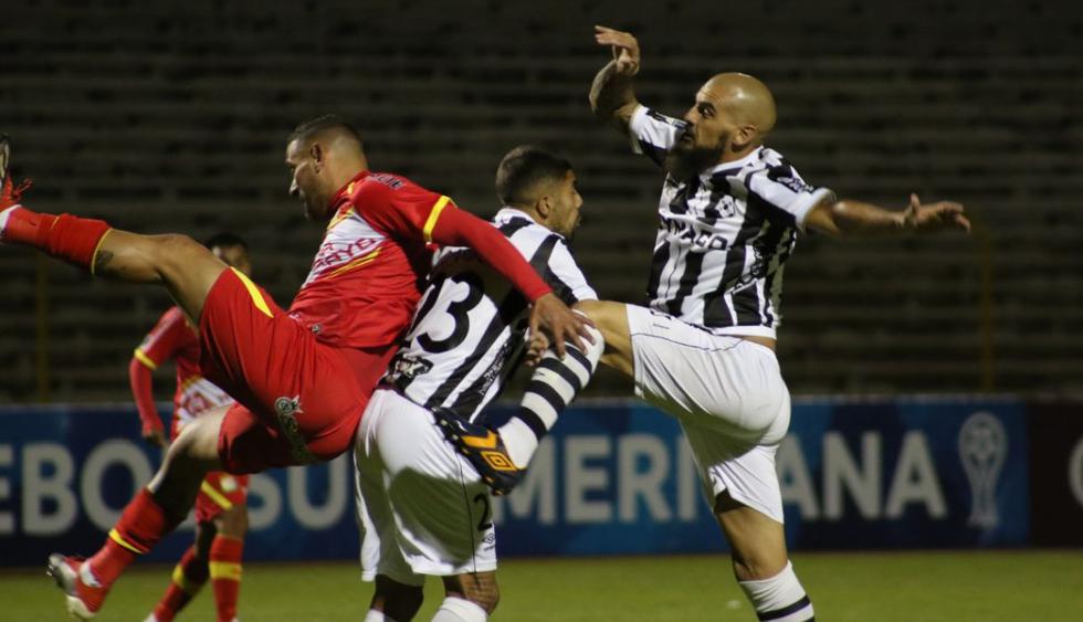 Sport Huancayo empató con Montevideo Wanderers y se despidió de la Copa Sudamericana. (Foto: Jhefryn Sedano)
