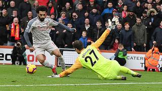 Hizo de las suyas: Salah dejó en el suelo a portero, engañó a defensas y marcó golazo [VIDEO]