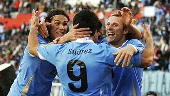 Forlán compartió equipo con Suárez y Cavani. (Foto: Agencias)