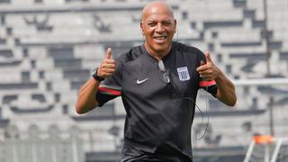 Alianza Lima le renovó la confianza a Roberto Mosquera