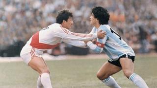 Diego Armando Maradona: el álbum de su contacto con el fútbol peruano [FOTOS]
