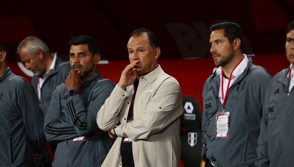 ¿Qué pendientes tendrá el próximo técnico de Perú tras la inminente salida de Juan Reynoso? (Foto: El Comercio)