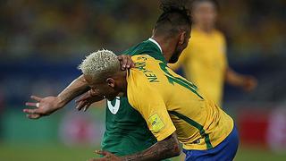 Yasmani Duk tras codazo a Neymar: “Tiene que respetar a sus rivales”