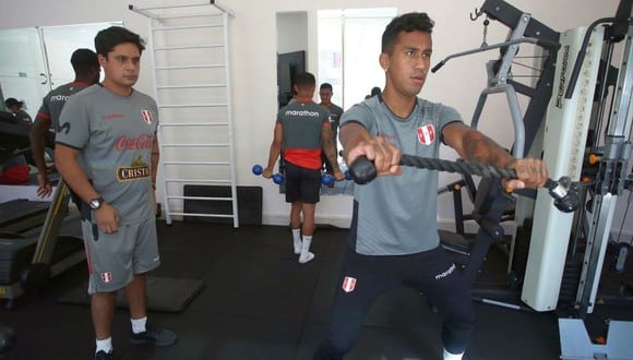 Perú hizo trabajos regenerativos en la previa de su partido con Brasil (Foto: FPF)