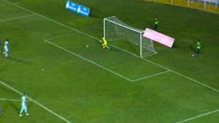 Real Garcilaso: Carlos Cáceda se comió gol increíble ante Deportivo Municipal
