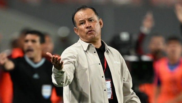 Juan Reynoso no continuará al mando de la Selección Peruana en 2024. (Foto: AFP)