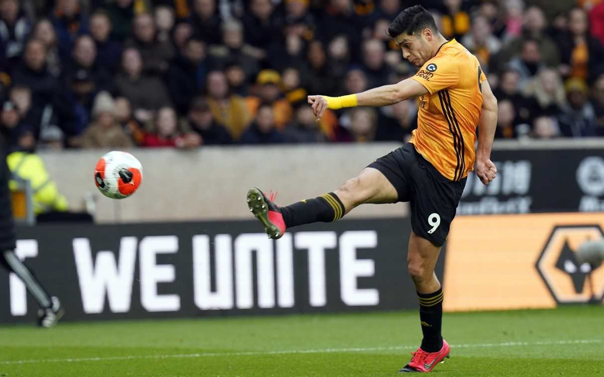 Raúl Jiménez también tendría oportunidades para volver al Atlético de Madrid. (Foto: EFE)