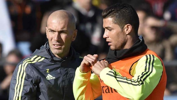 Zinedine Zidane y Cristiano Ronaldo ganaron tres Champions consecutivas con el Real Madrid. (Foto: AFP)