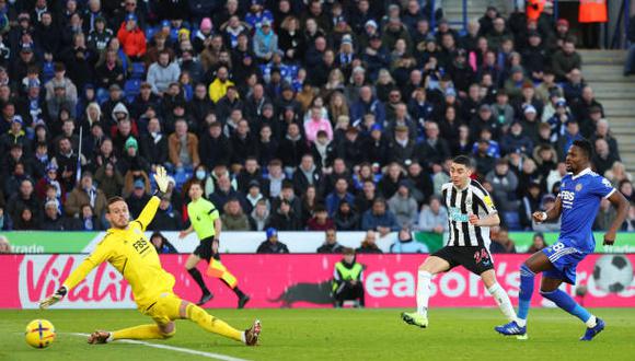 Miguel Almirón marcó el 2-0 de Newcastle United ante Leicester City. (Foto: Getty Images)