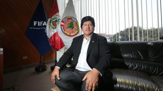 Edwin Oviedo: ADFP reitera su pedido y le exige que solicite licencia en la FPF
