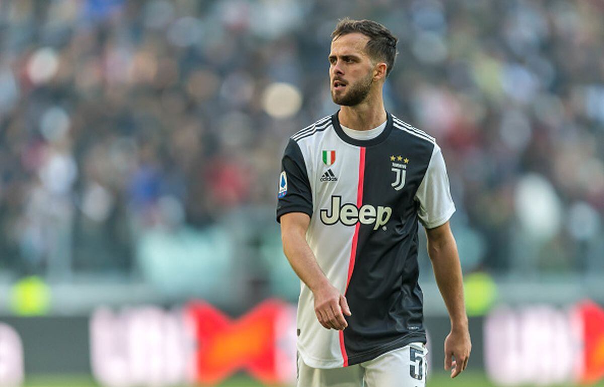 Miralem Pjanic juega como centrocampista en la Juventus de la Serie A italiana. (Foto: Getty Images)