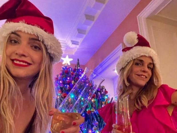 Minnie West y la empresaria Amparín celebraron la Navidad en familia. Momentos que ahora quedan en el corazón de la cantante (Foto: Amparo Serrano / Instagram)