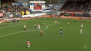 ¡Un pase de locura! Genialidad de Sergio Peña, cabezazo al palo y el 2-0 de Emmen ante Vitesse