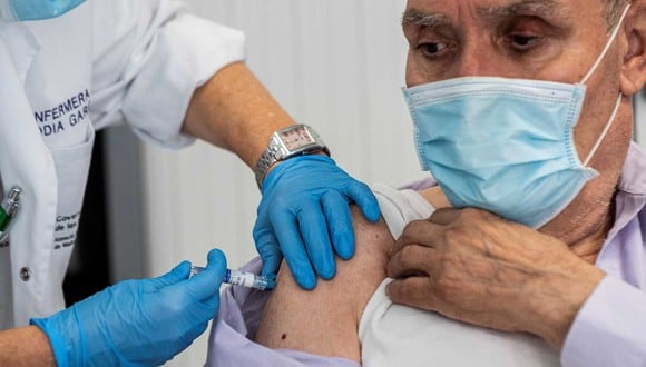 Vacuna COVID en México: consultar CURP y paso a paso de registro para adultos mayores contra el coronavirus (Foto: Capital21)