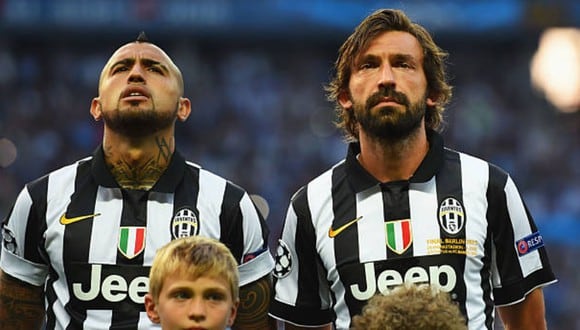 Arturo Vidal y Andrea Pirlo jugaron juntos en la Juventus. (Getty)