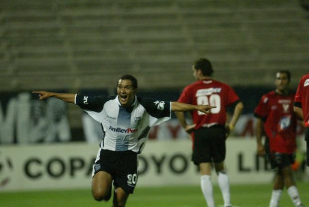 Alianza Lima venció 2-1 a Caracas FC en 2005. Foto: Archivo El Comercio.
