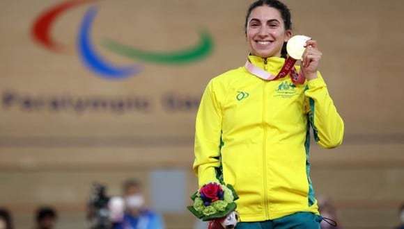 Ciclista australiana ganó la primera medalla de oro en los Juegos Paralímpicos de Tokio 2020. (Getty Images)